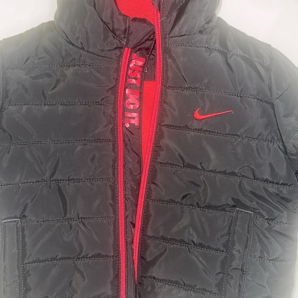 Nike kids essential padded Jacket - Picture 6 of 11